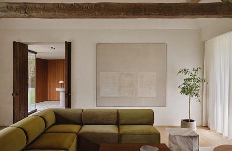 BROM by Atelier Carle