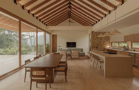 Casa N by Crearq.