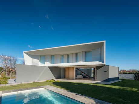 [FRA]me: Contemporary Architecture with Unique Geometric Elements - 2