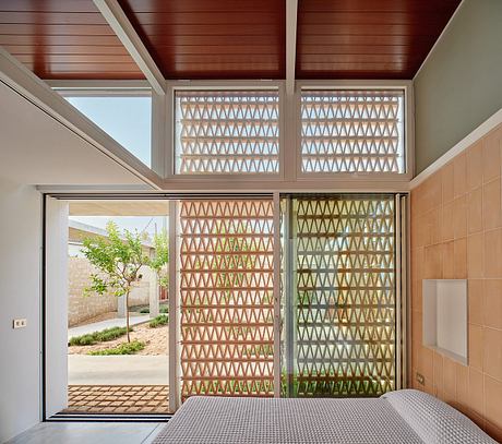 Casa Tres Patis by Twobo - 7