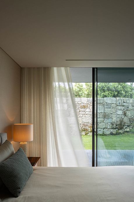 Casa da Encosta by Ricardo Azevedo Arquitecto - 7