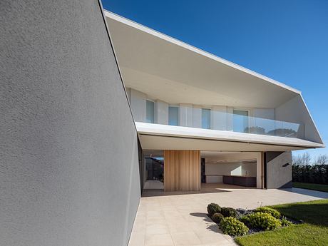 [FRA]me: Contemporary Architecture with Unique Geometric Elements - 8