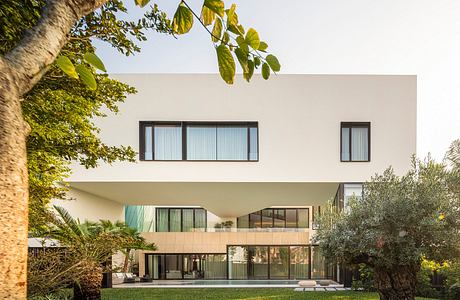 Cleft House by TAEP/AAP