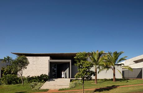 G+B House By Mariana Orsi Armorchitecture + Design