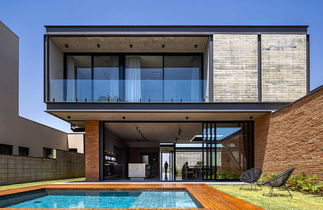 GV House by Taguá Arquitetura e Design