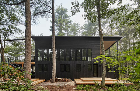 Kahshe Lake Cottage by Solares Architecture