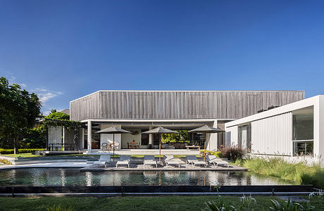 La Maison d’Ulysse by LUASA architects
