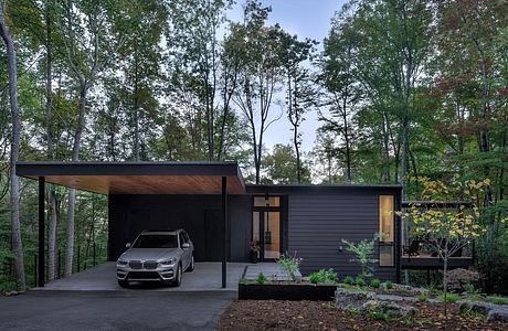 Mountain Mint House by Rusafova Markulis Architects