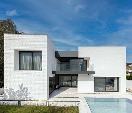 ON House by NOIR office - 1