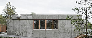 House Djurö Refines Indoor–Outdoor Living with Concrete Terrace