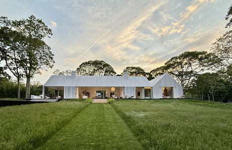 House on Sag Harbor — Two Gabled Wings Shape Family Life by the Water - 1