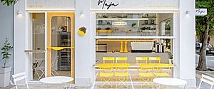 Maja Coffee Shop — A Corner Coffee Ritual Open to the Street in Volos