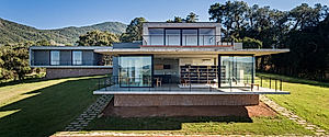 Moenda's House by Felipe Rodrigues