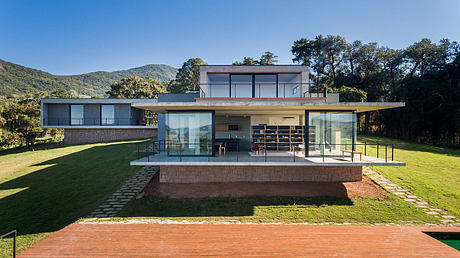 Moenda’s House by Felipe Rodrigues - 1