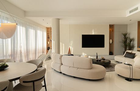 NK Apartment — Open-Plan Living With Calm Tones and Refined Surfaces