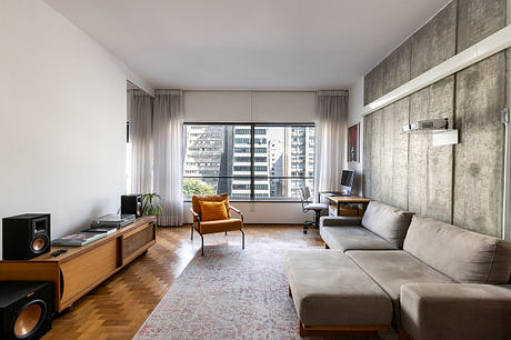 Paulicéia Apartment by Estúdio Brasileiro de Arquitetura - 1