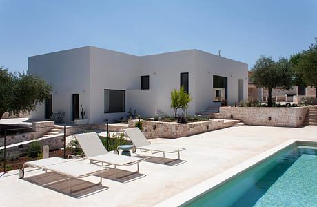Villa Monti by Juse