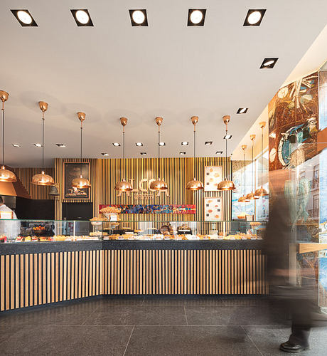 Pastelaria Alcôa: Wood, Stone, and Copper Revive a Lisbon Bakery Shop - 2