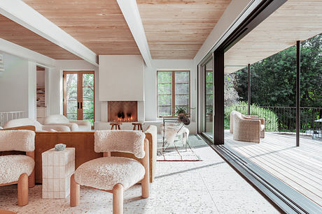 Lake Lydiard Estate by Wittman Estes - 3