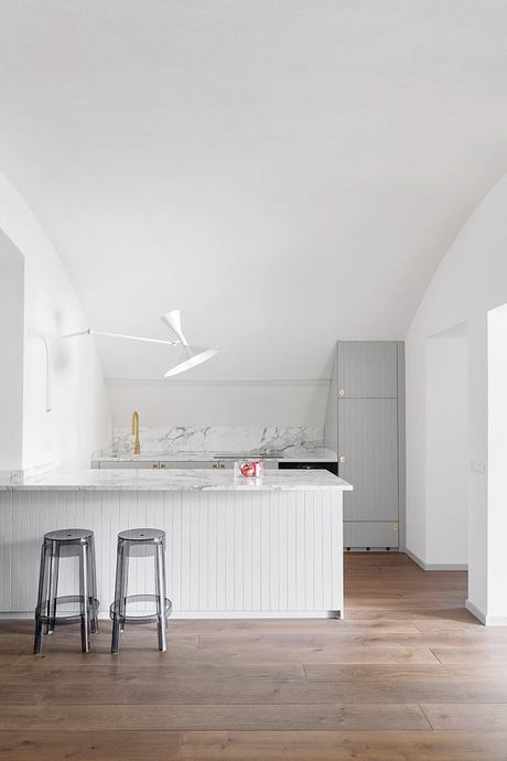 Under a Big Vault by Gosplan Architects - 3