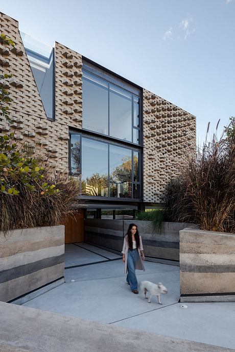 House 2.0 Reworks Andean Vernacular - 4