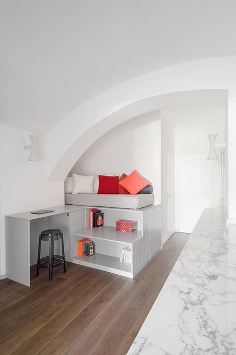 Under a Big Vault by Gosplan Architects - 4