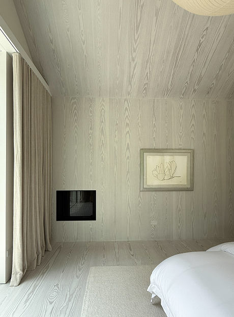 House on Sag Harbor — Two Gabled Wings Shape Family Life by the Water - 5