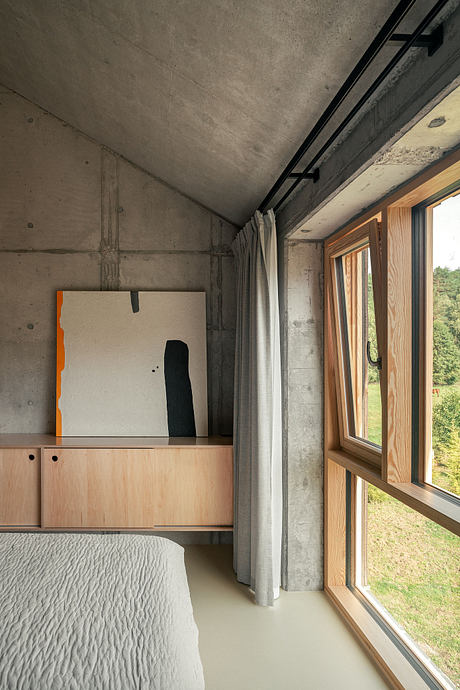 Country House Sets a Low Profile for a Lakeside Polish Retreat Home - 7