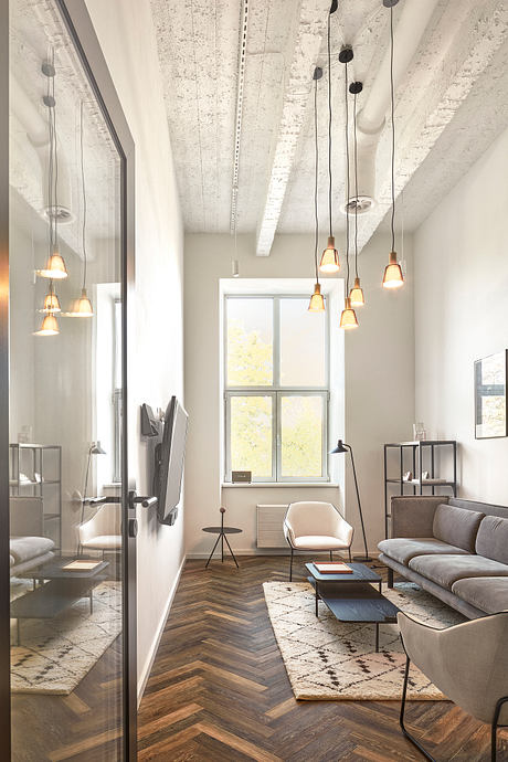 McCann Prague Offices: Industrial Warmth and Park-Light Worklife Team - 3