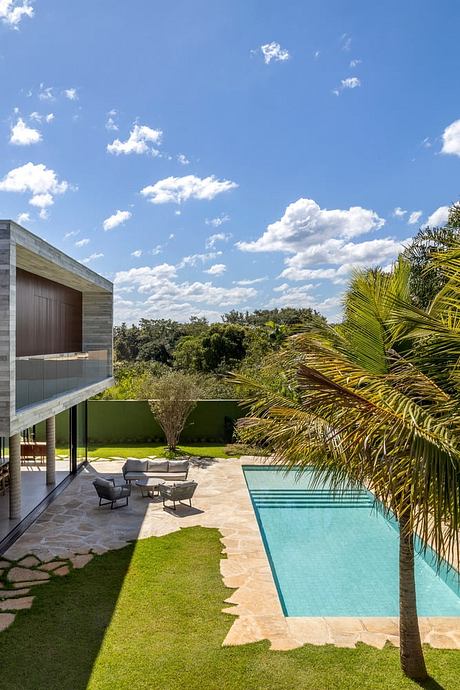 Dione House by Studio Andre Lenza - 6