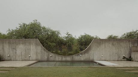 Casa Clausura by Agustin Lozada - 8