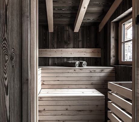 Kessler’s Mountain Lodge — Courtyard Living With Alpine Warmth Inside - 9