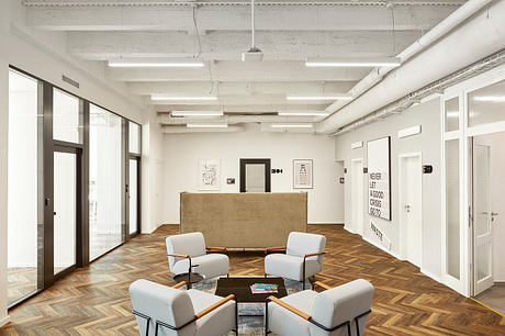 McCann Prague Offices: Industrial Warmth and Park-Light Worklife Team - 6