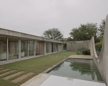 Casa Clausura by Agustin Lozada - 9