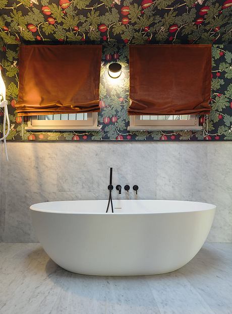 Villa Rosita Marries Past And Present Across Light-Filled Rooms - 8