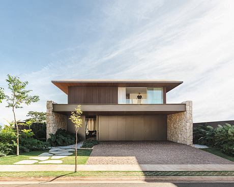 JF Residence by KG Studio - 11