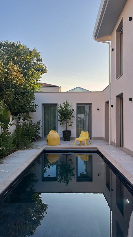 Villa Rosita Marries Past And Present Across Light-Filled Rooms - 10