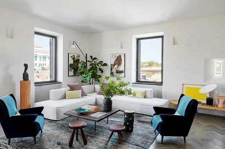 Casa a Trastevere Reframes a 19th-Century Flat for Today’s Living - 1