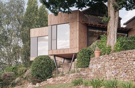 Chapelle MI by Atelier Ose