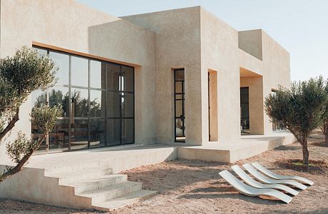 DDAR: Rammed Earth and Wind Craft a Climate-Smart Home in Essaouira