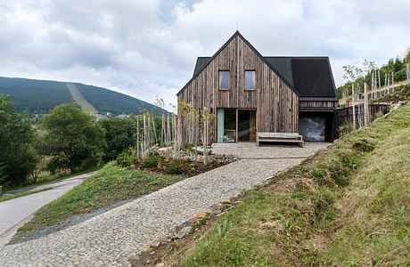 Horní Malá Úpa Mountain Chalet Frames Krkonoše Views With Calm Poise