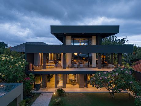 Ocean River House by Rado Iliev - 1