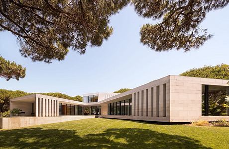 V House by João Tiago Aguiar