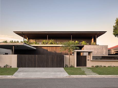 Vespa — A Courtyard Retreat Crafted for Gold Coast’s Climate - 1
