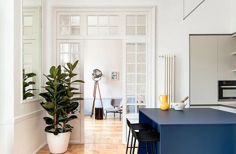 ZaraUno Reimagines a Genoa Seafront Apartment