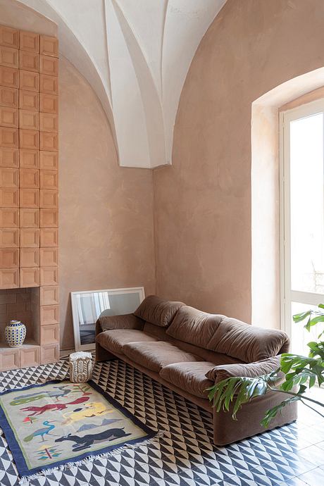 CA – SA Home & Studio Refits a Historic Apartment with Grace - 2