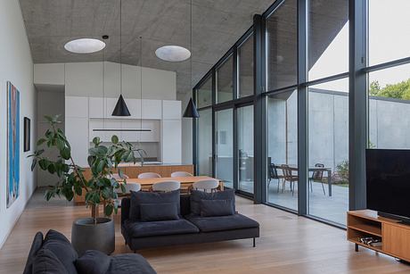 Residential House in Kaunas by Architectural Bureau G. Natkevicius & Partners - 2