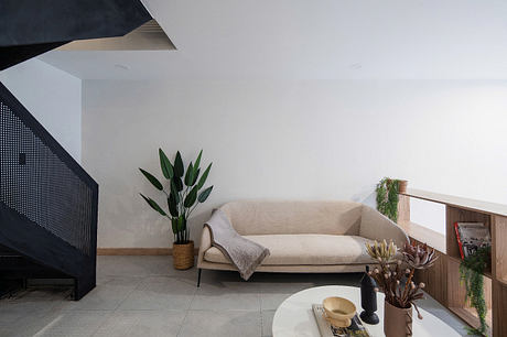 The Odd One Out: Compact Urban House Reimagines Daily Living Today - 2