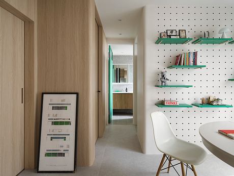 House within a House Layers Island Rooms into Fluid Daily Flow - 3