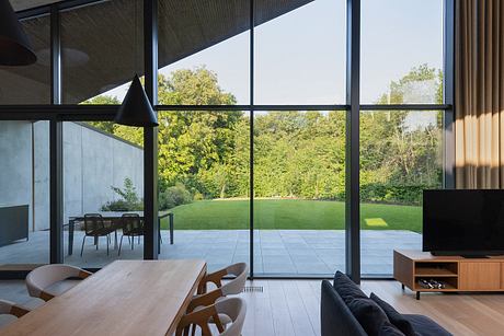 Residential House in Kaunas by Architectural Bureau G. Natkevicius & Partners - 3